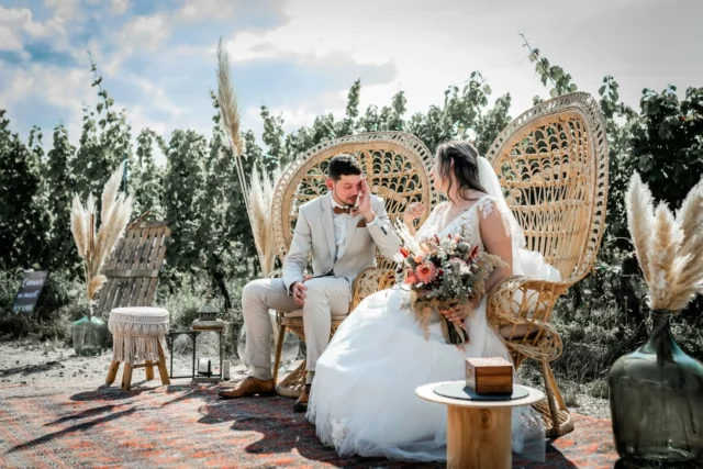 Wedding Day ♡
Des instants, émotions, souvenirs...
Merci à eux pour tous ces moments, les rires, l'amour, la joie.
Tout bientôt, sur le blog, leur très chouette séance engagement à Strasbourg, puis leur joli jour d'amour et de mariage dont voici quelques extraits photos ♡Avec une très belle équipe pour sublimer ces doux, poétiques et tendres instants:
Costume : @jpcostumes
Robe: @sposacouturestrasbourg
Traiteur : E & D Traiteur
Lieu: @drink_achillee
Fleuriste: @la.linottelatelier
Alliances: Joaillier créateur @jlroelly
Autres bijoux: @sautoiretpoudrierbijouxmariage
Dj: @dylan_kenway_music de @dimensiondjfrance
Groupe durant le cocktail: @laboite2jazz
Photobooth: @lacaravaneasouvenirs
Jeux en bois: @rigoljeux
Et Vincent notre super photographe @babouchkatelier évidemment 😉
www.babouchkatelier.fr